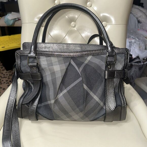 Authentic Burberry Gray Beat Check Shimmer Metallic Leather Crossbody Handbag - Picture 1 of 14